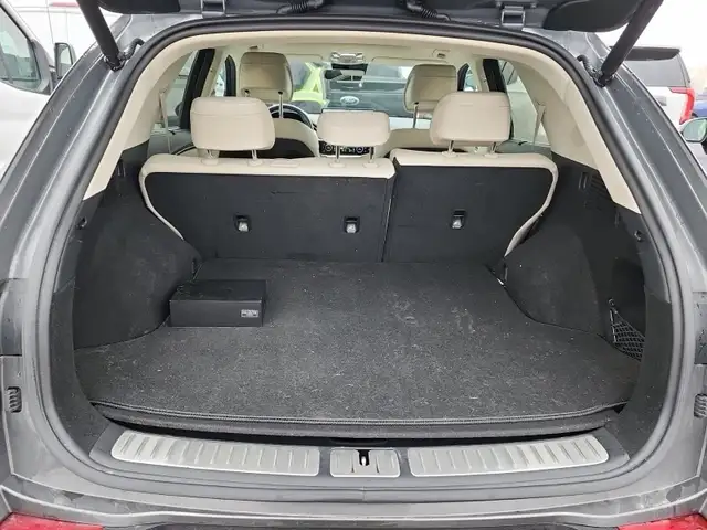 2025 GENESIS GV70 2.5T Prestige AWD CPO, Leather, Moonroof, Navi - Photo 6