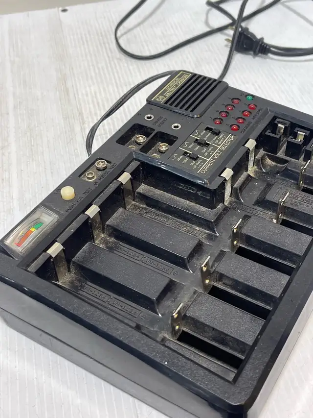 GM Technical Battery Charger