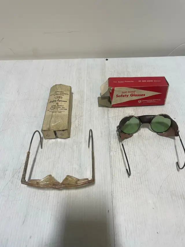 Vintage Safety Glasses - Photo 4