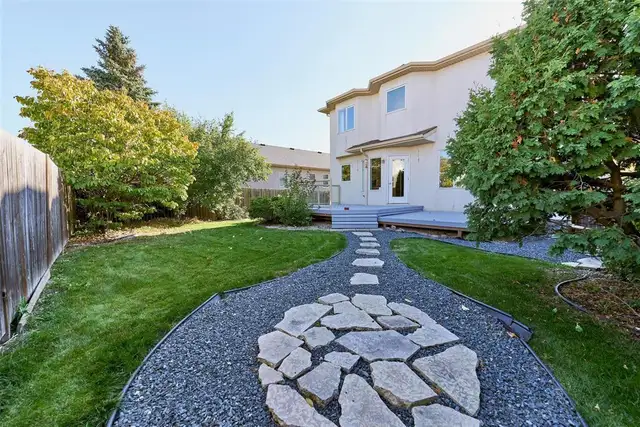 Furnished rooms available for rent near University of Manitoba - Photo 10