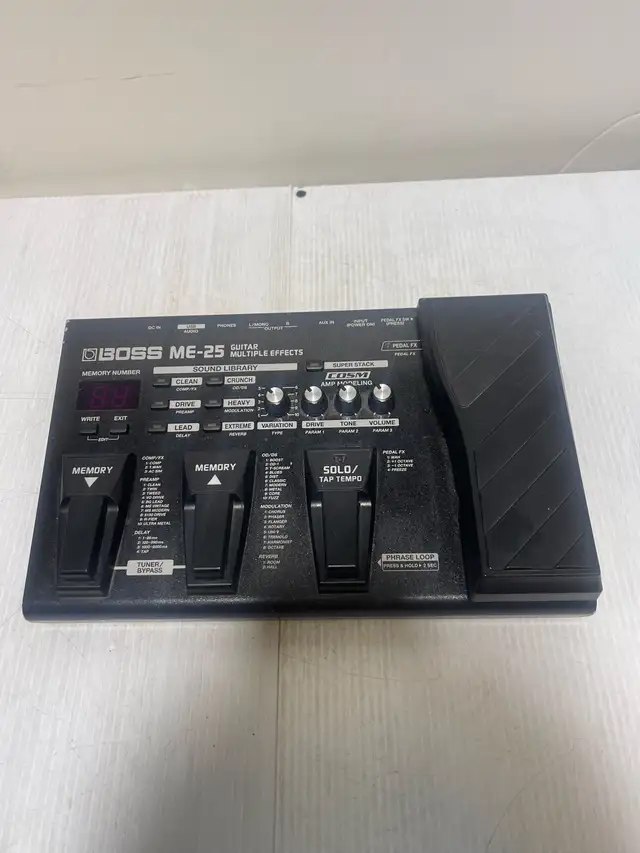 Boss ME-25