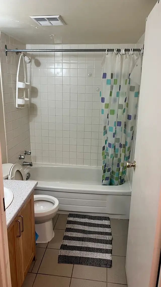 Room for rent in Heart downtown - Photo 6