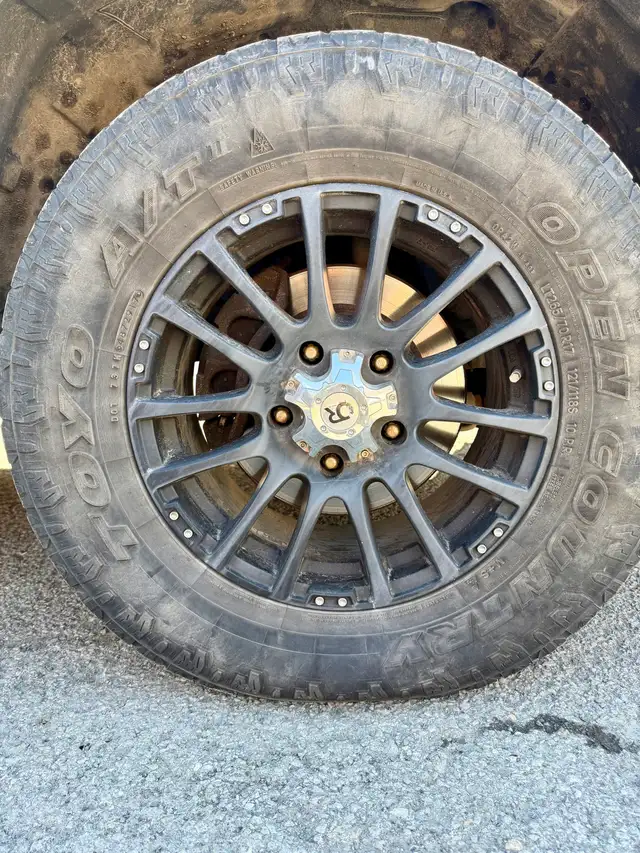 2014 DODGE RAM HEMI OUTDOORSMAN 4X4 - Photo 4