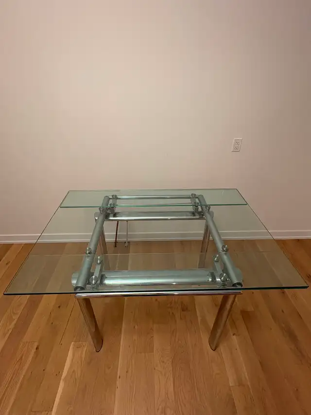 Table(glass-extendable) for sale - Photo 2