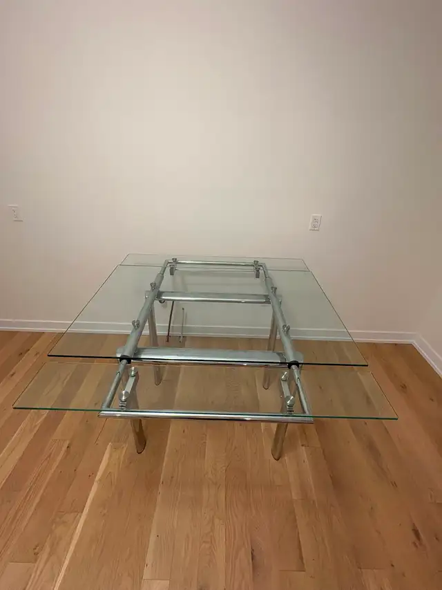 Table(glass-extendable) for sale - Photo 6