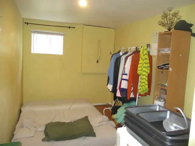 9th Line / Hwy 7 East - 2 Bedroom Basement Apt. - Photo 4