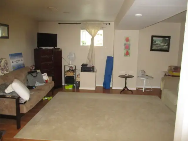 9th Line / Hwy 7 East - 2 Bedroom Basement Apt. - Photo 8