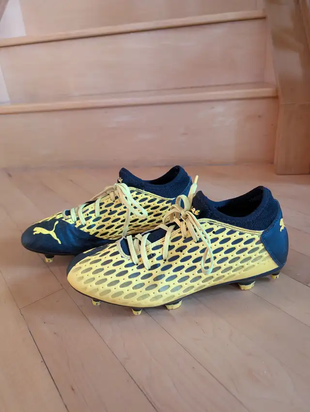 Like New Yellow Kids Size 8 Puma Future 5.3 Cleats - Photo 2