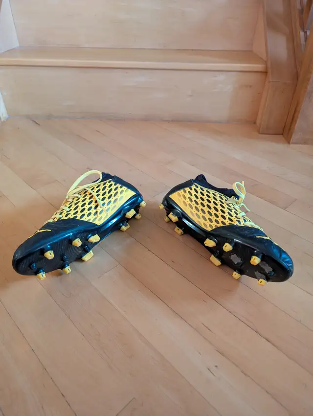 Like New Yellow Kids Size 8 Puma Future 5.3 Cleats - Photo 5