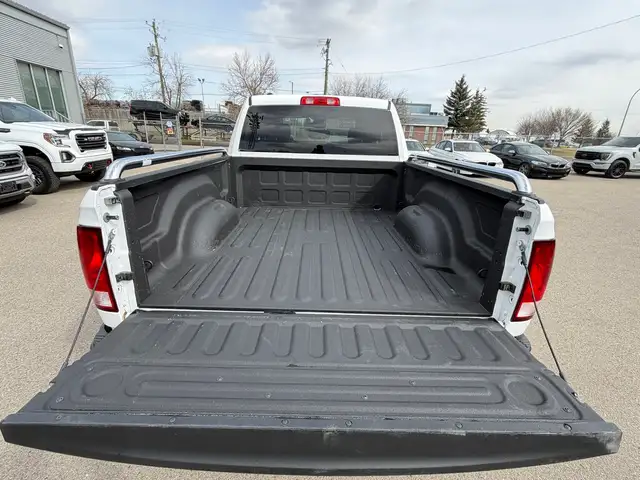 2021 Ram 1500 Classic Tradesman 5.7 HEMI/4x4/Quad Cab 6'4/B.CAM - Photo 7