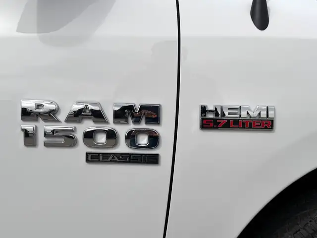 2021 Ram 1500 Classic Tradesman 5.7 HEMI/4x4/Quad Cab 6'4/B.CAM - Photo 10