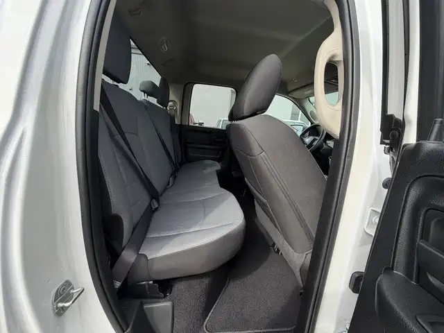 2021 Ram 1500 Classic Tradesman 5.7 HEMI/4x4/Quad Cab 6'4/B.CAM - Photo 11