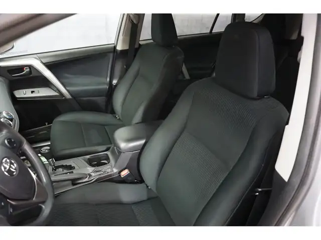 2016 Toyota RAV4 LE AUTO - FULL ÉQUIPÉ A/C SIÈGES CAMERA 88 021 - Photo 32