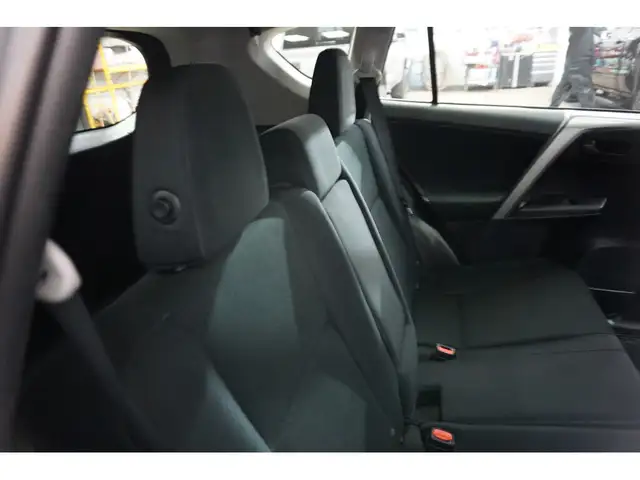 2016 Toyota RAV4 LE AUTO - FULL ÉQUIPÉ A/C SIÈGES CAMERA 88 021 - Photo 34