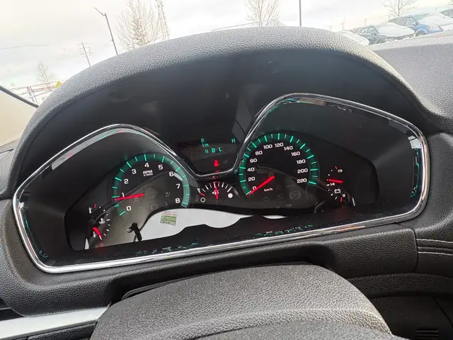 2015 Chevrolet Traverse LT AWD - Photo 20