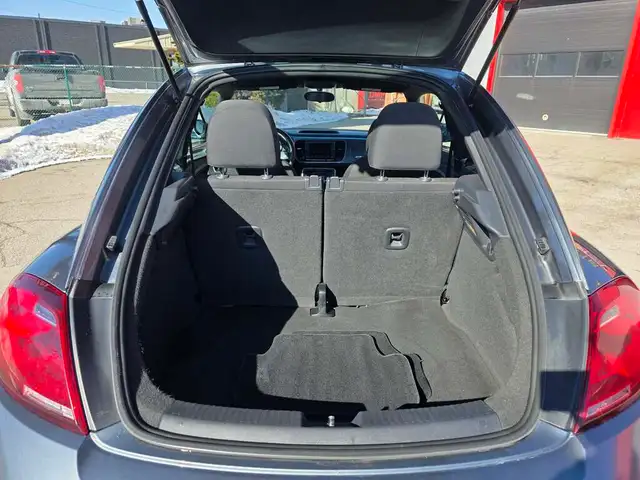 2017 Volkswagen Beetle Coupe Rear Camera - Photo 7