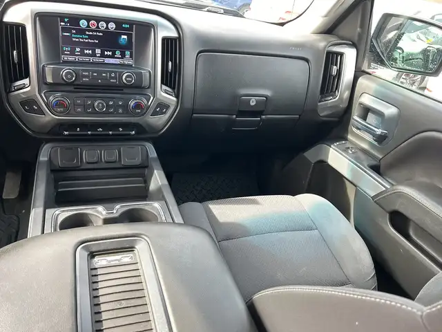 2018 Chevrolet Silverado 1500 LT - Photo 15