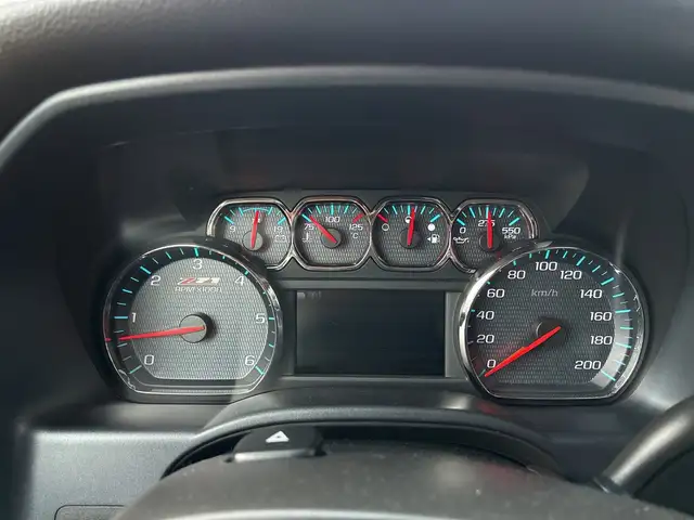 2018 Chevrolet Silverado 1500 LT - Photo 18