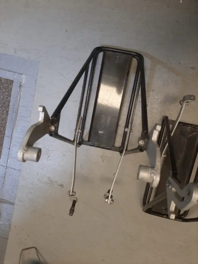 2 Bike Racks - Photo 7