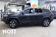 2016 JEEP CHEROKEE TRAILHAWK - | Local | Trail Rated - Photo 2