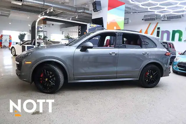 2016 PORSCHE Cayenne GTS - Red Interior | Twin Turbo | AWD | Loa - Photo 2