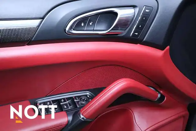 2016 PORSCHE Cayenne GTS - Red Interior | Twin Turbo | AWD | Loa - Photo 11