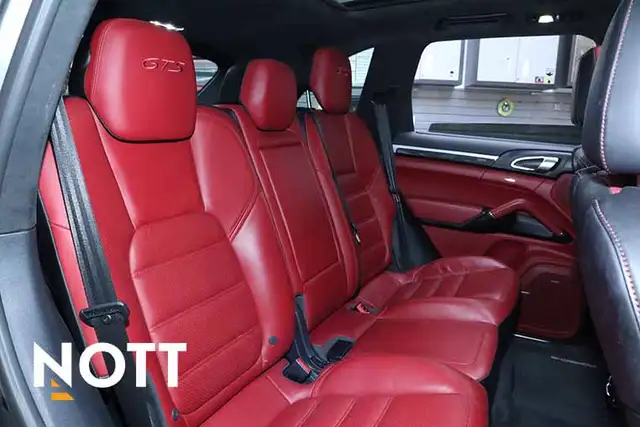 2016 PORSCHE Cayenne GTS - Red Interior | Twin Turbo | AWD | Loa - Photo 20