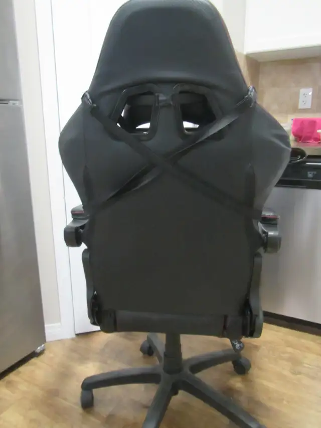 New --Dowinx  Leather  Gaming Chair - Photo 8