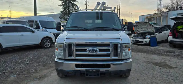 2011 Ford Econoline Cargo Van Commercial E-350 - Generator! - Photo 2