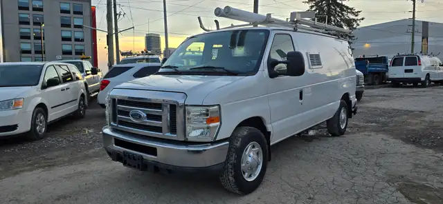2011 Ford Econoline Cargo Van Commercial E-350 - Generator! - Photo 3