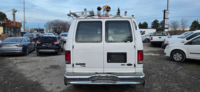 2011 Ford Econoline Cargo Van Commercial E-350 - Generator! - Photo 6