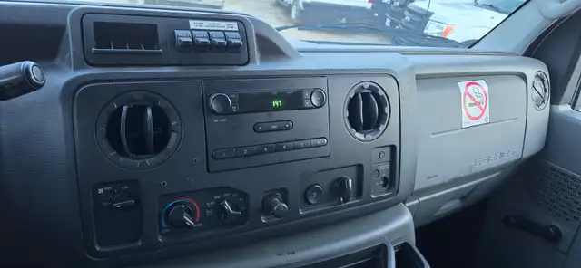 2011 Ford Econoline Cargo Van Commercial E-350 - Generator! - Photo 13