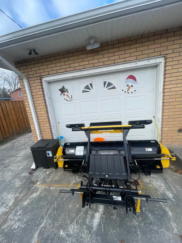 SNOWAY 26R w WINGS PLOW - Photo 2