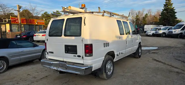 2010 Ford Econoline Cargo Van E-350 - Cummins Generator! - Photo 4