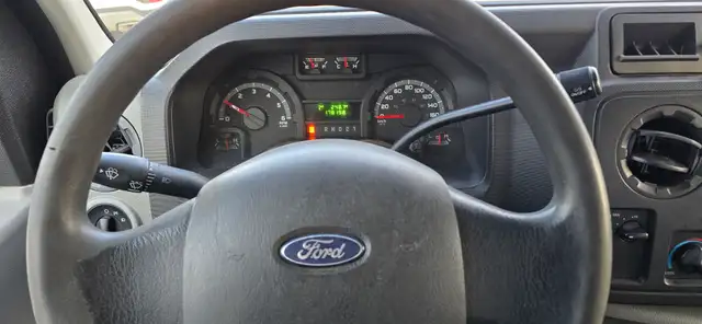 2010 Ford Econoline Cargo Van E-350 - Cummins Generator! - Photo 15