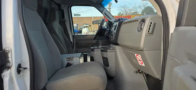 2010 Ford Econoline Cargo Van E-350 - Cummins Generator! - Photo 14