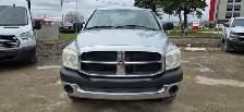 2008 Dodge Ram 1500 ST 4x4 - 4 Door - Tow Package! - Photo 2