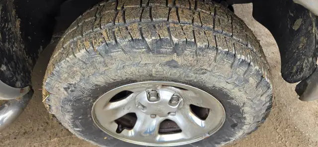 2008 Dodge Ram 1500 ST 4x4 - 4 Door - Tow Package! - Photo 8