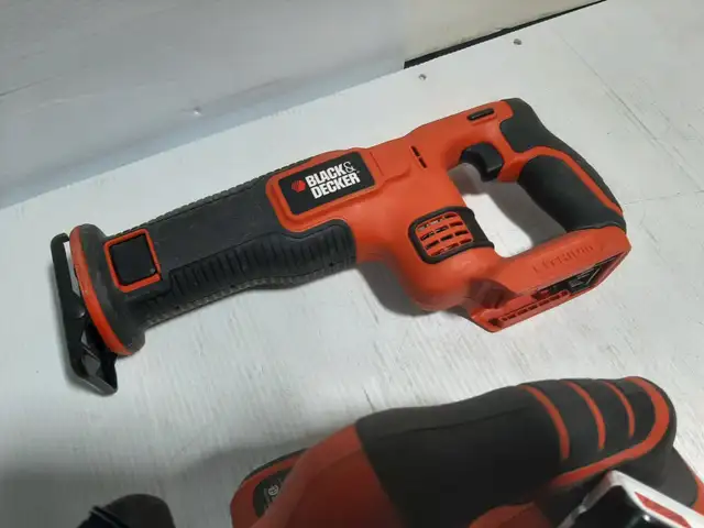 Black & Decker Saw Set - Photo 2