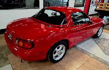 1999 Mazda MX-5 Miata Very Low KMs/Clean CarFax/One Owner - Photo 9