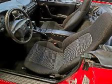 1999 Mazda MX-5 Miata Very Low KMs/Clean CarFax/One Owner - Photo 17