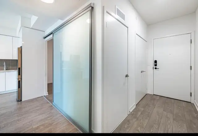 one private bedroom and washroom for rent - Photo 8