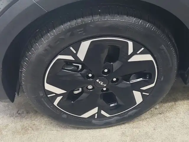 2024 Kia Niro EV WIND - Backup Cam, Blind Spot Monitor, Power Li - Photo 3