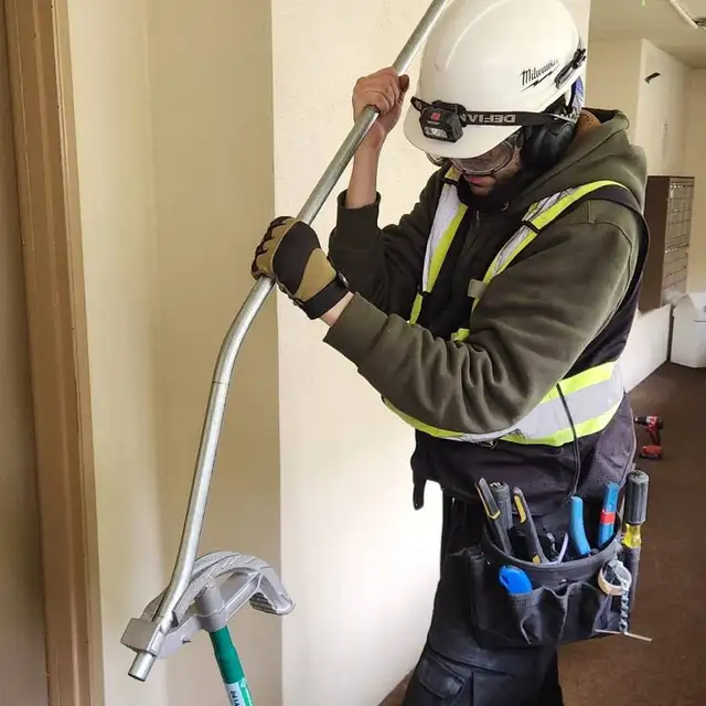 Laloui's 24/7 Handyman Services - Photo 4