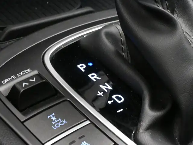 2025 Hyundai Kona Preferred Trend Leather, Sunroof, Bluelink, He - Photo 9