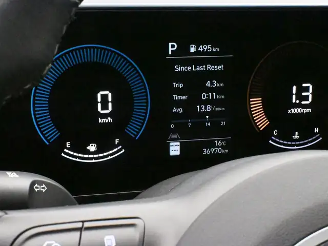 2025 Hyundai Kona Preferred Trend Leather, Sunroof, Bluelink, He - Photo 13