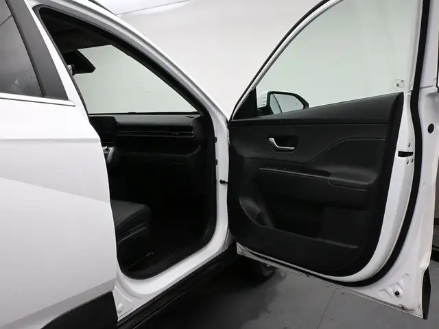 2025 Hyundai Kona Preferred Trend Leather, Sunroof, Bluelink, He - Photo 28