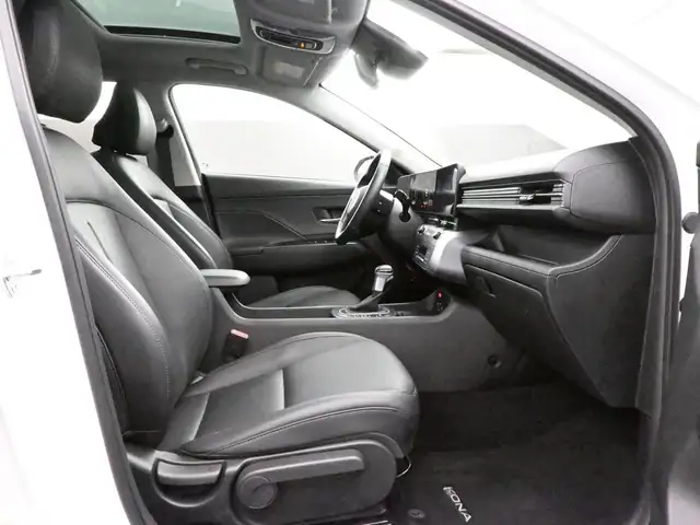 2025 Hyundai Kona Preferred Trend Leather, Sunroof, Bluelink, He - Photo 29