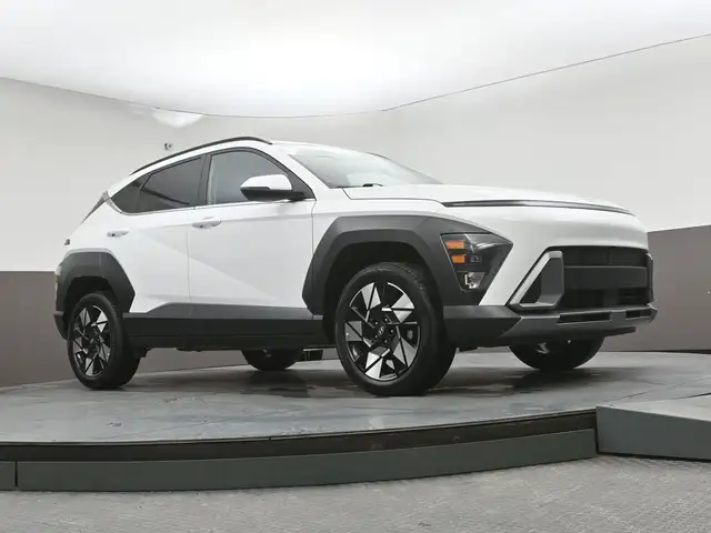 2025 Hyundai Kona Preferred Trend Leather, Sunroof, Bluelink, He - Photo 35