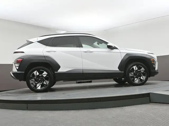2025 Hyundai Kona Preferred Trend Leather, Sunroof, Bluelink, He - Photo 36